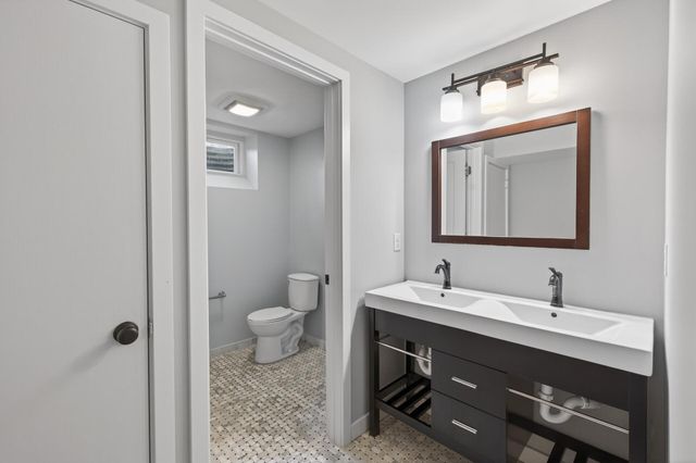 6008 Virginia Avenue S, Edina, MN 55424