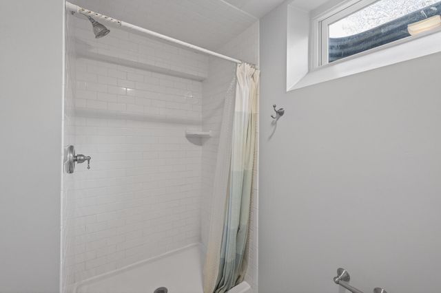 6008 Virginia Avenue S, Edina, MN 55424
