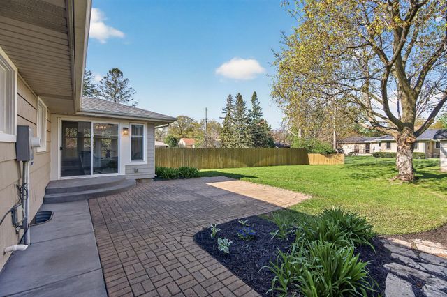 6008 Virginia Avenue S, Edina, MN 55424