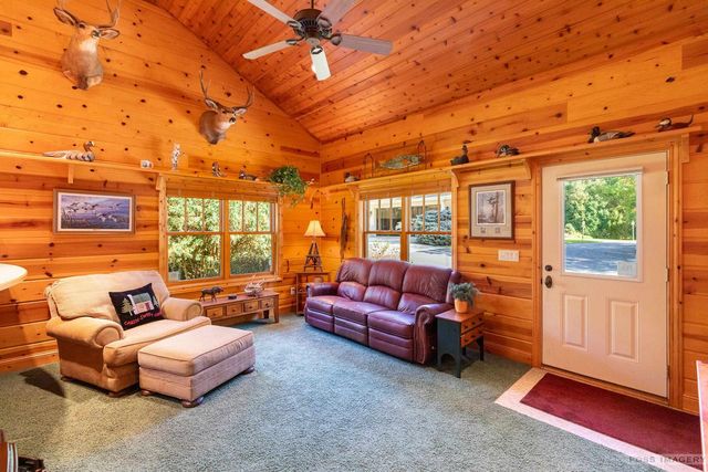 4743 Delmara Road, Middleton, WI 53562