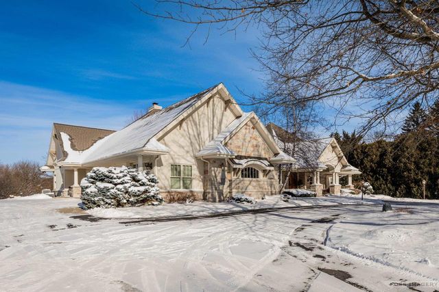 4743 Delmara Road, Middleton, WI 53562