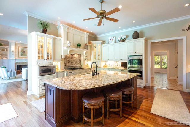 4743 Delmara Road, Middleton, WI 53562