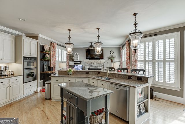 2930 Aquitania Lane, Cumming, GA 30040