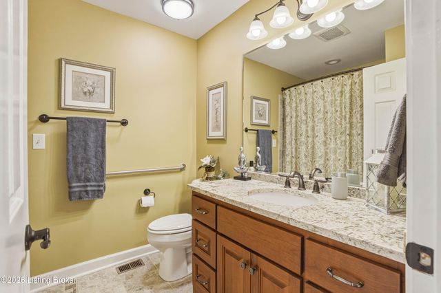 2748 Bloomfield Rd, Taylorsville, KY 40071