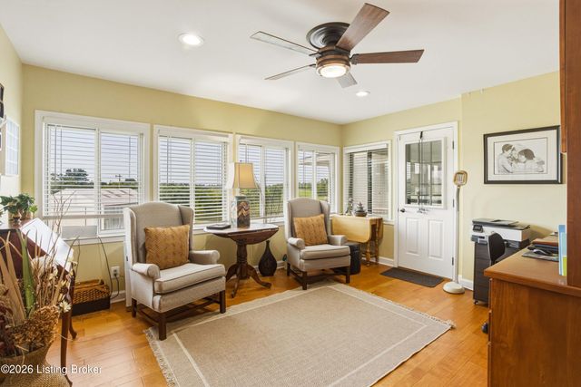 2748 Bloomfield Rd, Taylorsville, KY 40071