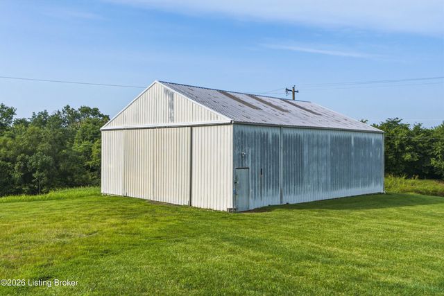 2748 Bloomfield Rd, Taylorsville, KY 40071