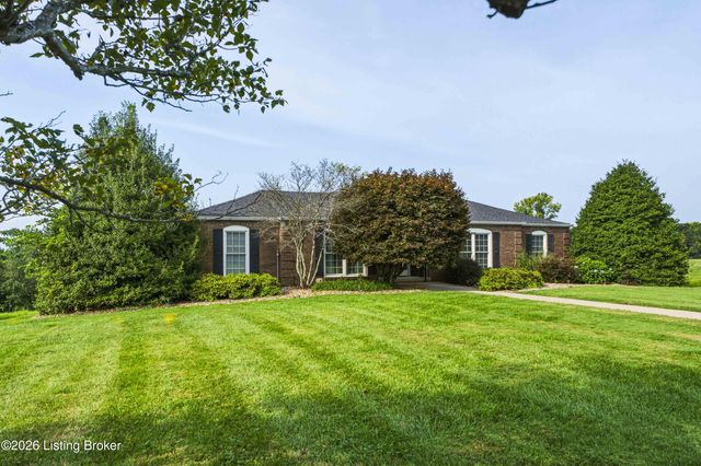2748 Bloomfield Rd, Taylorsville, KY 40071
