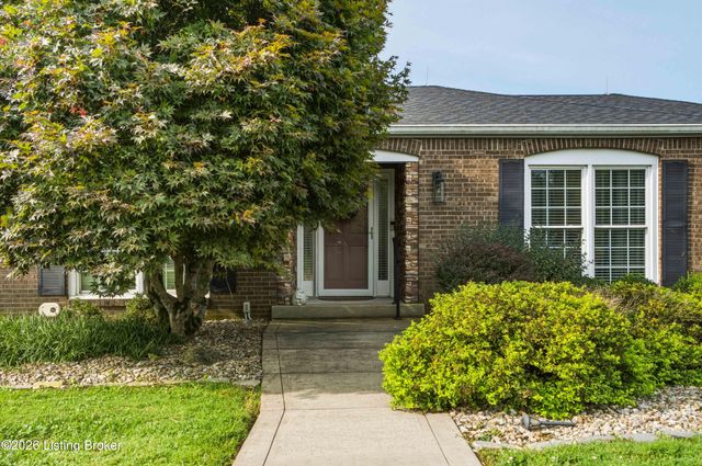 2748 Bloomfield Rd, Taylorsville, KY 40071