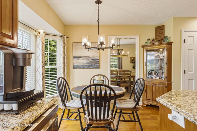 2748 Bloomfield Rd, Taylorsville, KY 40071