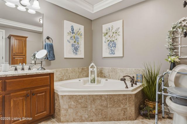 2748 Bloomfield Rd, Taylorsville, KY 40071
