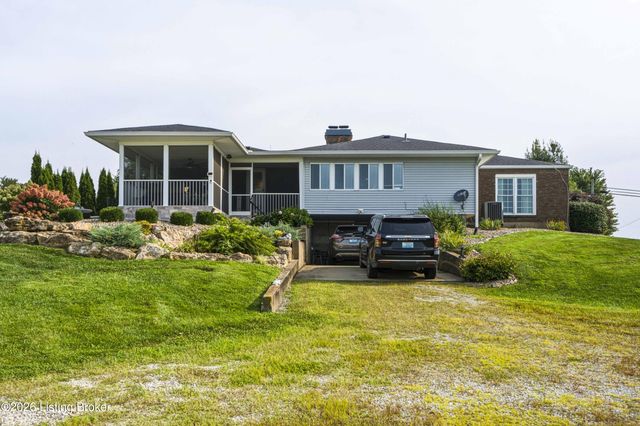 2748 Bloomfield Rd, Taylorsville, KY 40071
