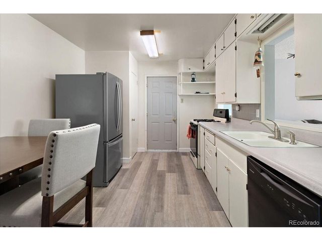 920 Central Ct, Pueblo, CO 81003