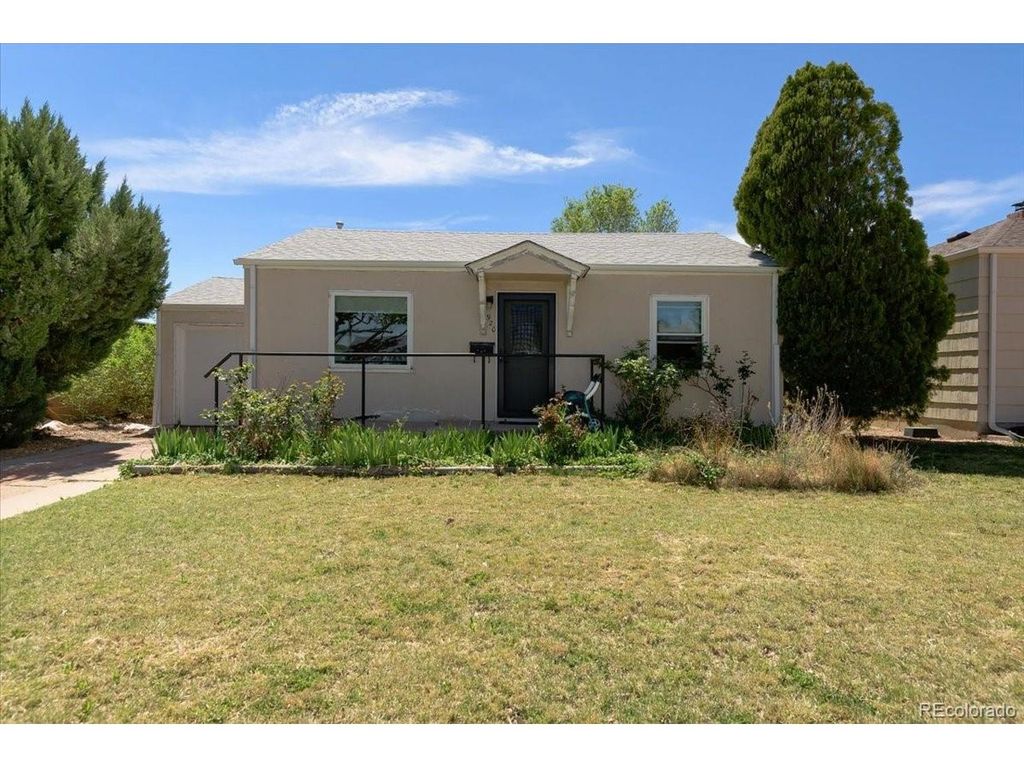 920 Central Ct, Pueblo, CO 81003