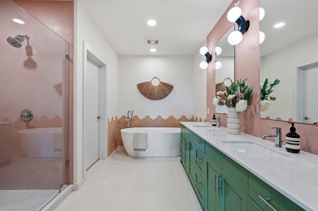 1600 S 1st ST 410, Austin, TX 78704