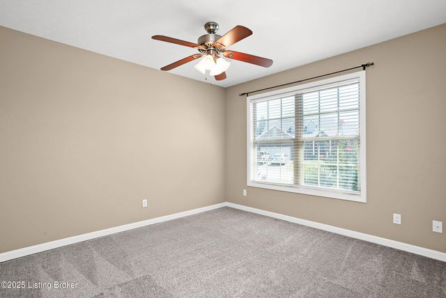 105 Fox Ridge Rd, Bardstown, KY 40004