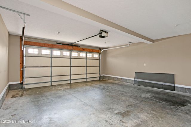 105 Fox Ridge Rd, Bardstown, KY 40004