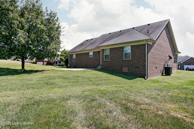 105 Fox Ridge Rd, Bardstown, KY 40004