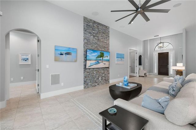 14726 RESERVE LN, Naples, FL 34109