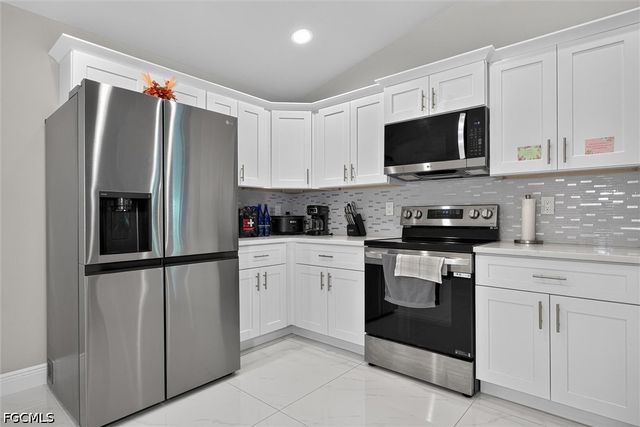 2701 Darlene PL, Lehigh Acres, FL 33971