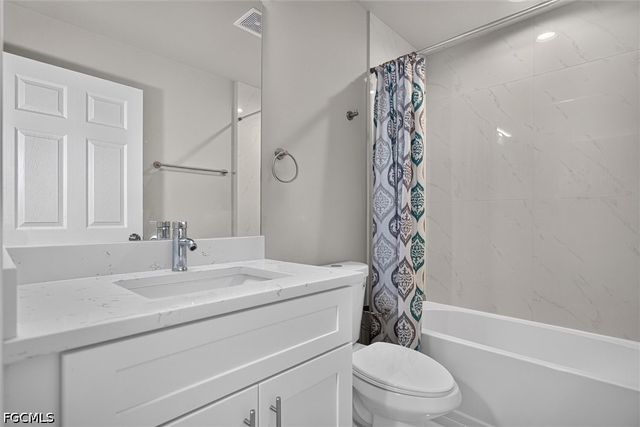 2701 Darlene PL, Lehigh Acres, FL 33971