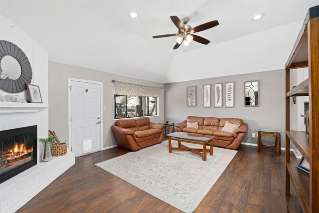 10159 Powder Horn Road, Fort Worth, TX 76108