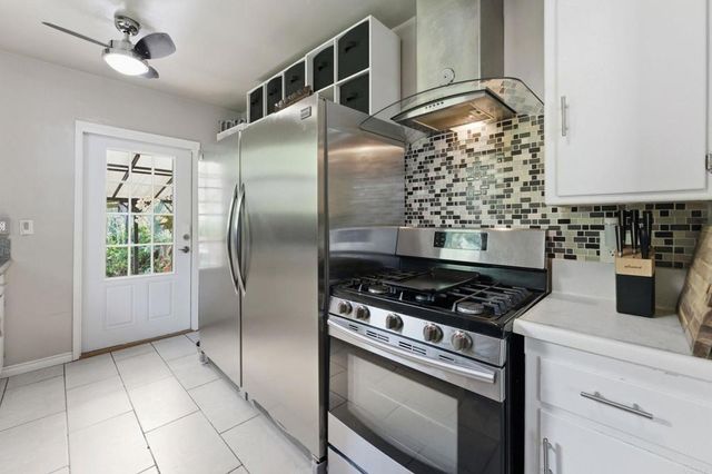 5725 Dream Street, San Diego, CA 92114