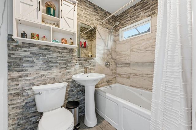 5725 Dream Street, San Diego, CA 92114