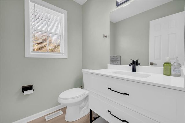 4605 Creek Bluff Drive, Sugar Hill, GA 30518