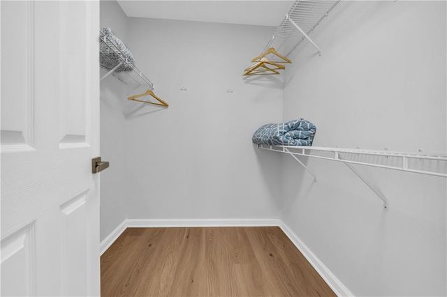 4605 Creek Bluff Drive, Sugar Hill, GA 30518