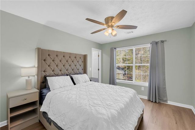 4605 Creek Bluff Drive, Sugar Hill, GA 30518