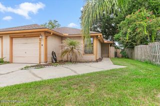 2324 IRONSTONE Drive E, Jacksonville, FL 32246
