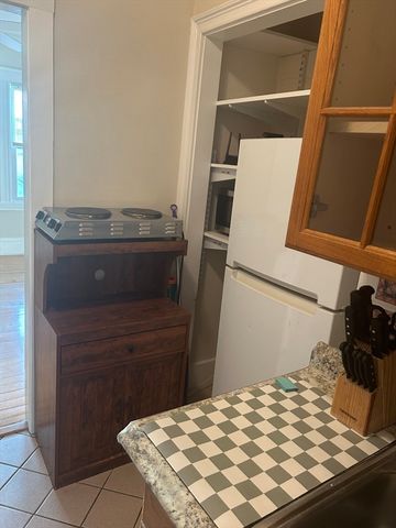 160 Washington St 4, Boston, MA 02135