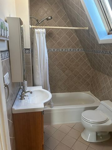 160 Washington St 4, Boston, MA 02135