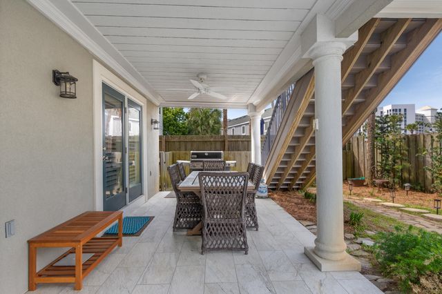 100 Sandprint Circle, Destin, FL 32541