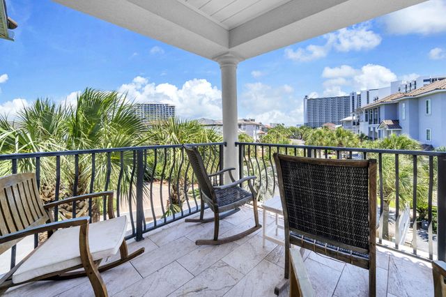 100 Sandprint Circle, Destin, FL 32541