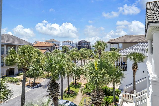 100 Sandprint Circle, Destin, FL 32541