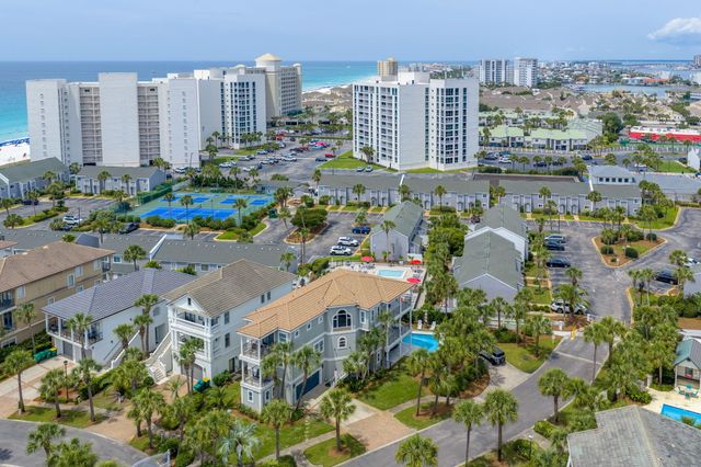 100 Sandprint Circle, Destin, FL 32541
