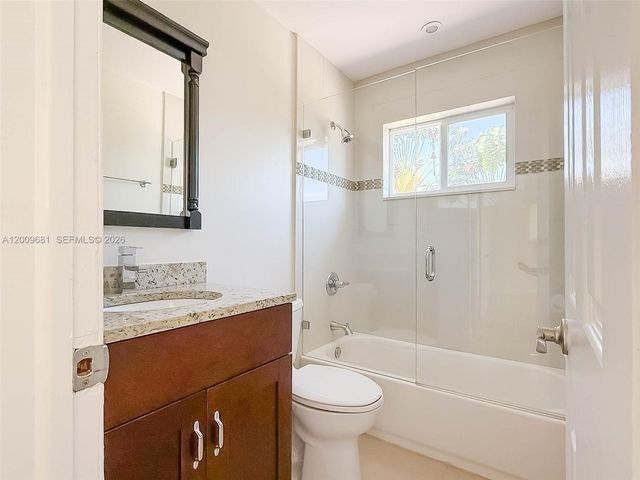 321 NE 29th St, Boca Raton, FL 33431