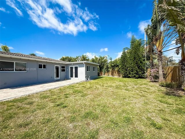 321 NE 29th St, Boca Raton, FL 33431