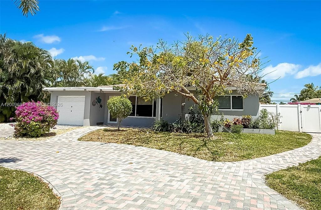 321 NE 29th St, Boca Raton, FL 33431