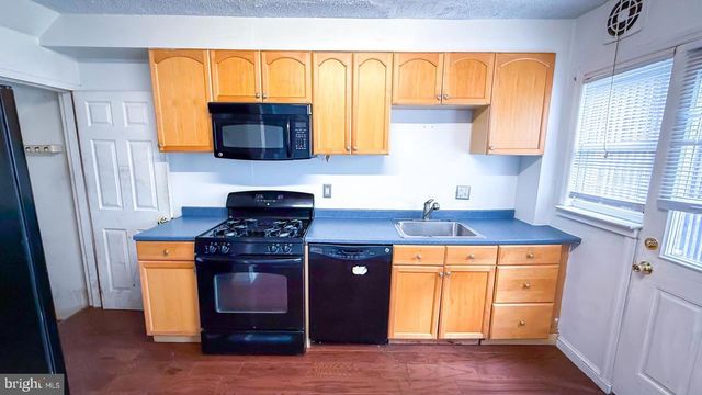 617 BRISBANE, Baltimore, MD 21229