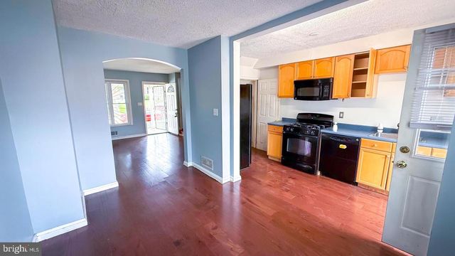 617 BRISBANE, Baltimore, MD 21229