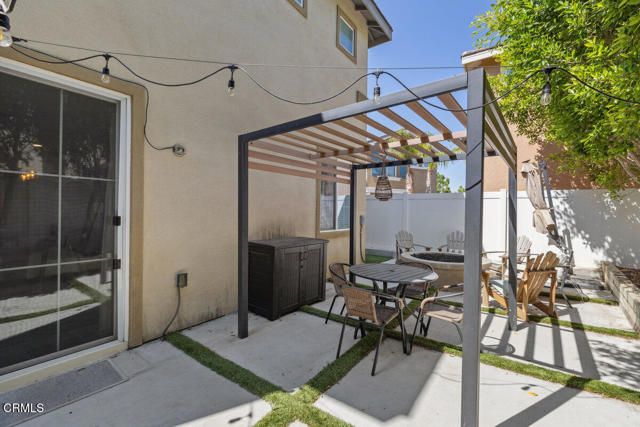 199 Rosewood Street, Fillmore, CA 93015