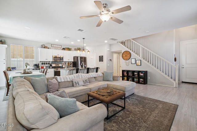 199 Rosewood Street, Fillmore, CA 93015