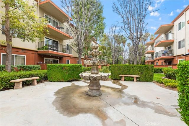 400 N Acacia Avenue B12, Fullerton, CA 92831