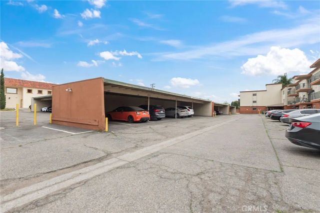 400 N Acacia Avenue B12, Fullerton, CA 92831