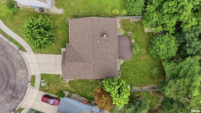 5506 N LEAWOOD Court, Peoria, IL 61615