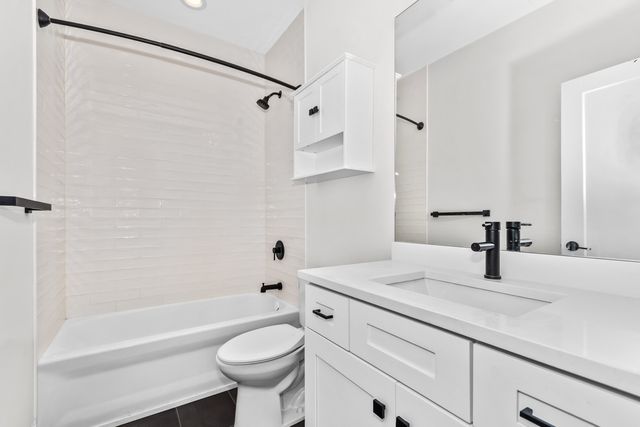 1738 W 17th Street 2, Chicago, IL 60608