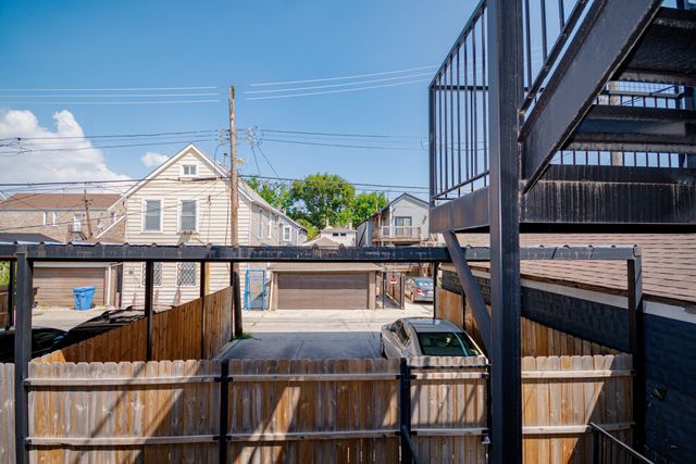 1738 W 17th Street 2, Chicago, IL 60608
