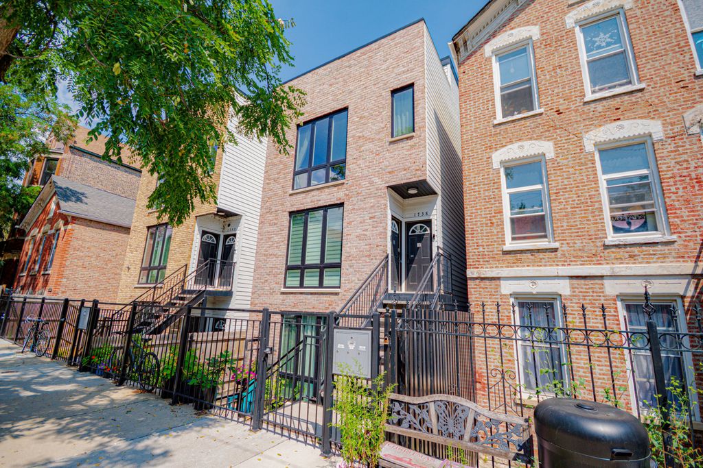 1738 W 17th Street 2, Chicago, IL 60608